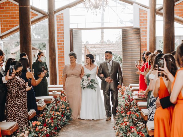 O casamento de Vitor e Paloma em São José dos Pinhais, Paraná 39