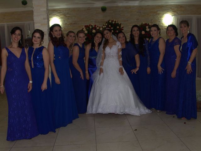 O casamento de Elder e Erika em Itapecerica da Serra, São Paulo 32