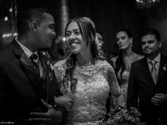 O casamento de Thaís e Emerson  em Paulista, Pernambuco 5
