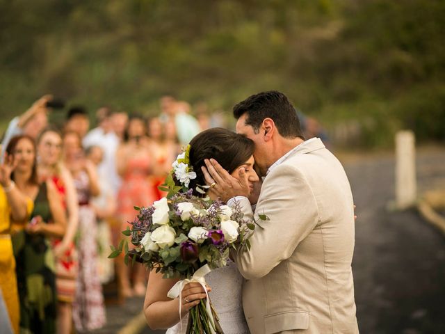 O casamento de Felipe e Fabíola em Pontal do Paraná, Paraná 19