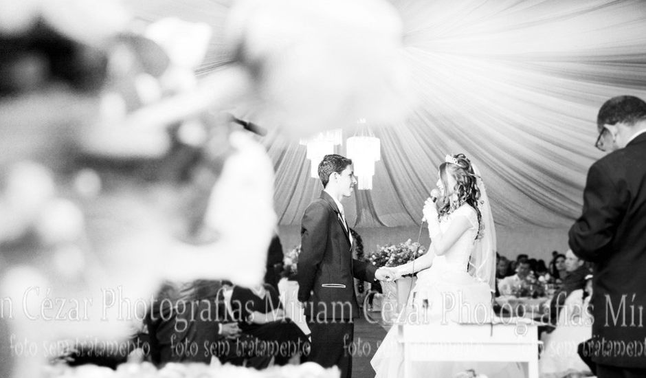 O casamento de Vagner e Deise em Caiana, Minas Gerais