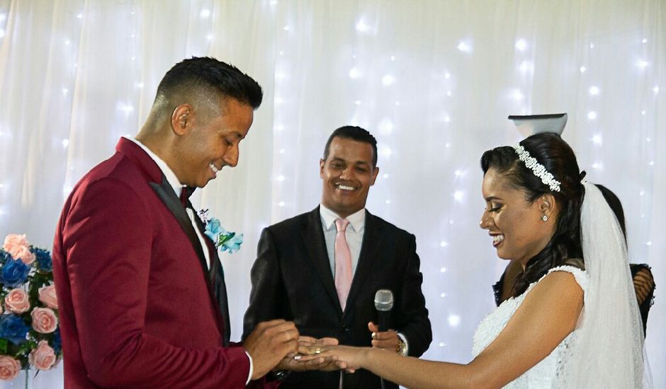 O casamento de Claudinei e Danielle em Ribeirão das Neves, Minas Gerais
