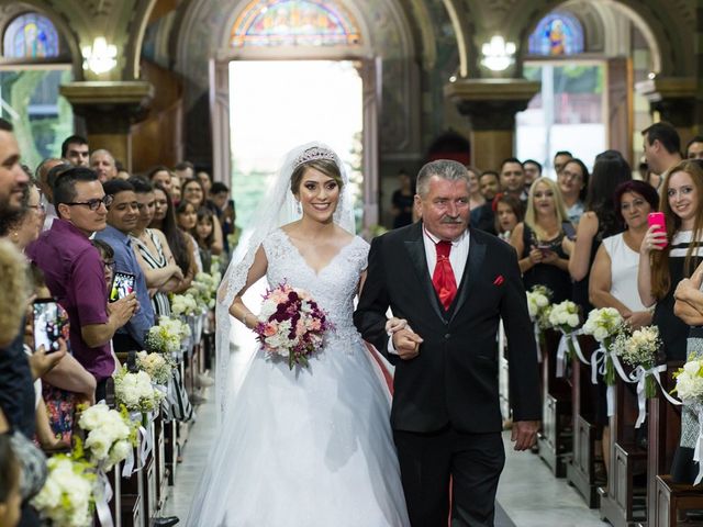 O casamento de William e Erica em Santo André, São Paulo 8