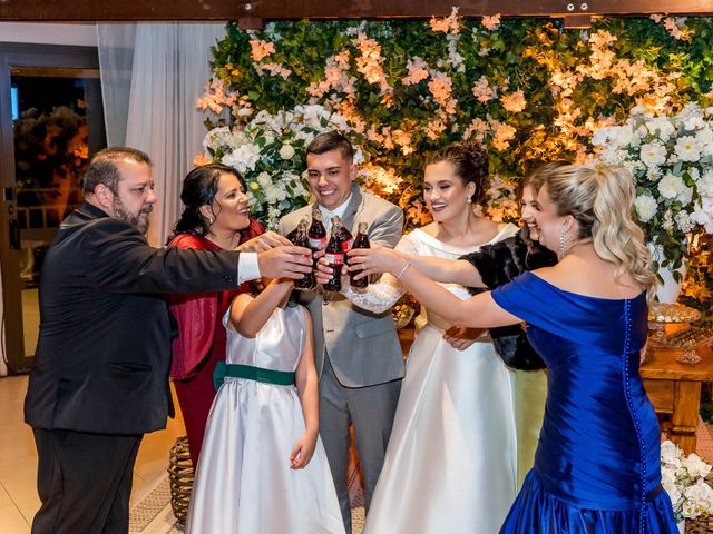 O casamento de Arthur e Jessica em Curitiba, Paraná 126