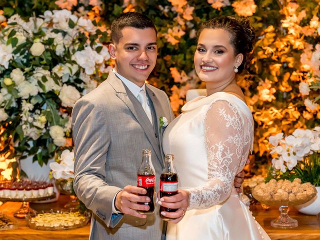 O casamento de Arthur e Jessica em Curitiba, Paraná 128