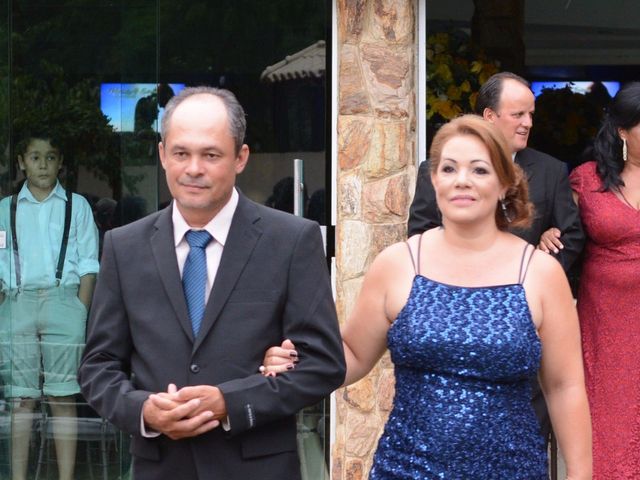O casamento de Edson e Nathaly em Cambé, Paraná 32