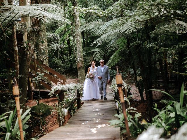 O casamento de Fernanda e Leandro em Novo Hamburgo, Rio Grande do Sul 23