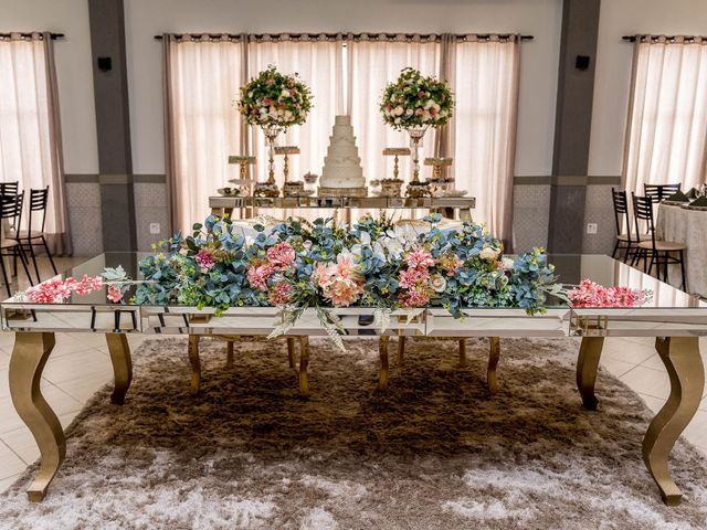 O casamento de Lucas e Victoria em Curitiba, Paraná 7