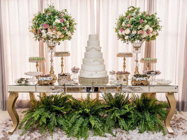 O casamento de Lucas e Victoria em Curitiba, Paraná 8
