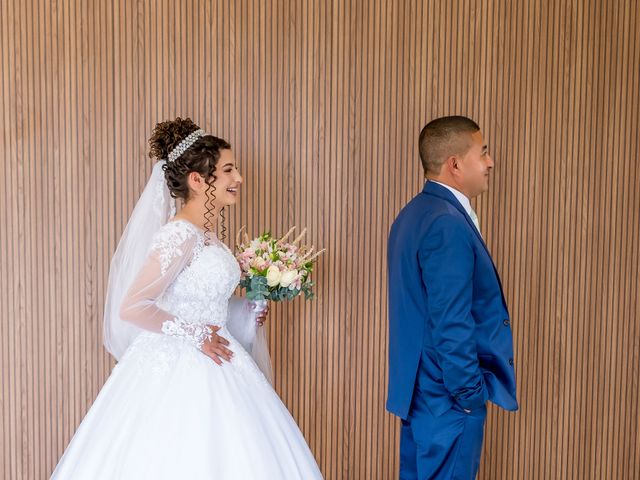 O casamento de Lucas e Victoria em Curitiba, Paraná 34