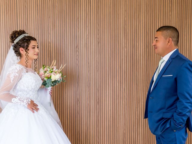 O casamento de Lucas e Victoria em Curitiba, Paraná 36