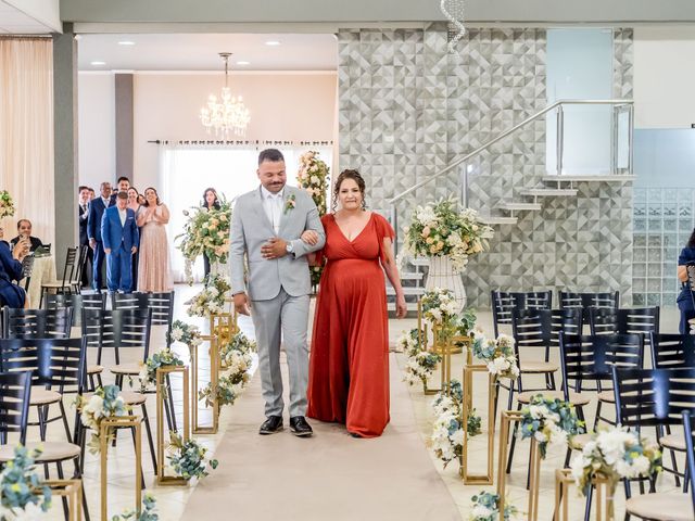 O casamento de Lucas e Victoria em Curitiba, Paraná 42