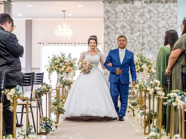 O casamento de Lucas e Victoria em Curitiba, Paraná 47