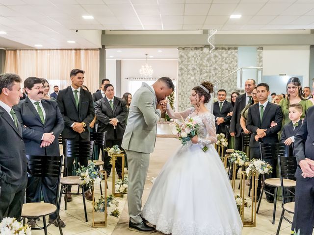 O casamento de Lucas e Victoria em Curitiba, Paraná 50