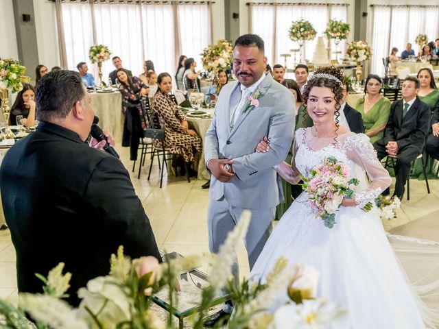 O casamento de Lucas e Victoria em Curitiba, Paraná 52