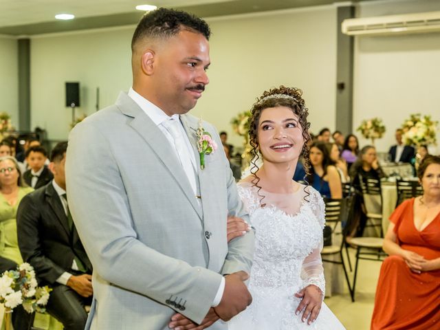 O casamento de Lucas e Victoria em Curitiba, Paraná 58