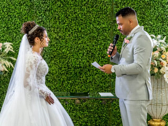 O casamento de Lucas e Victoria em Curitiba, Paraná 63