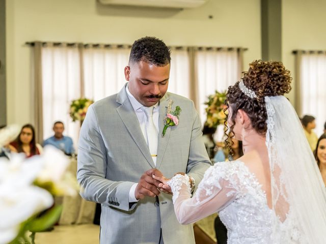O casamento de Lucas e Victoria em Curitiba, Paraná 67