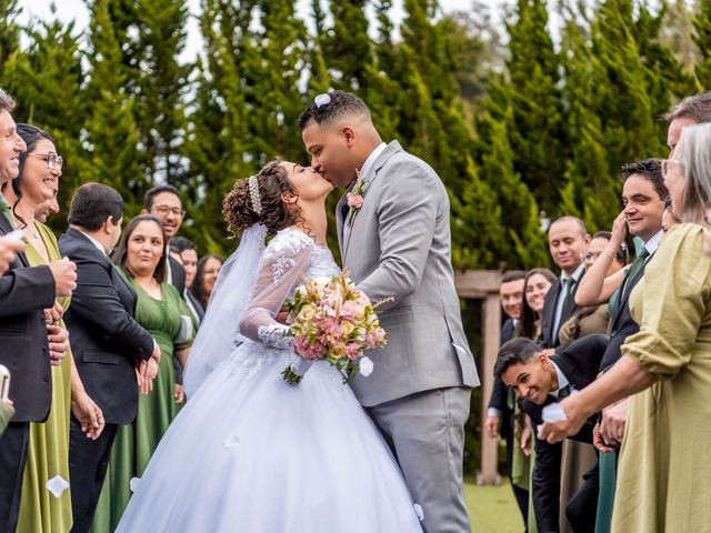 O casamento de Lucas e Victoria em Curitiba, Paraná 75