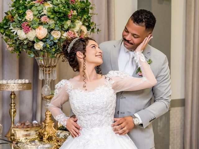 O casamento de Lucas e Victoria em Curitiba, Paraná 102