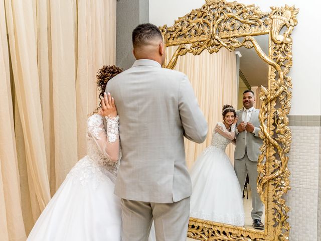 O casamento de Lucas e Victoria em Curitiba, Paraná 108
