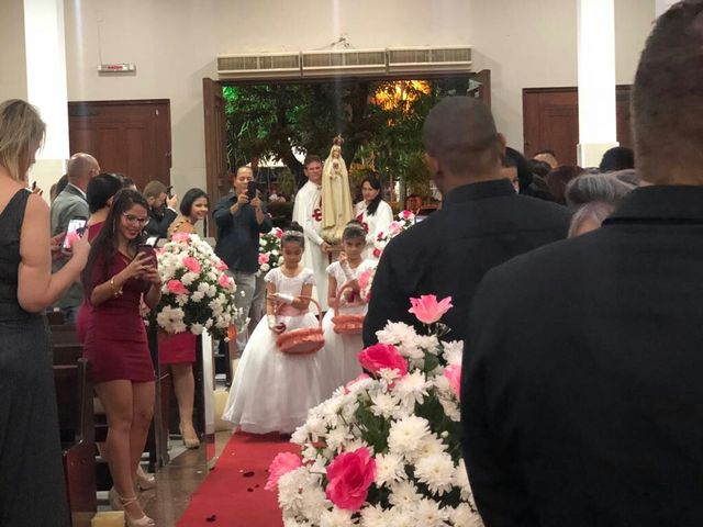 O casamento de Renato e Rayelli em Cuiabá, Mato Grosso 13