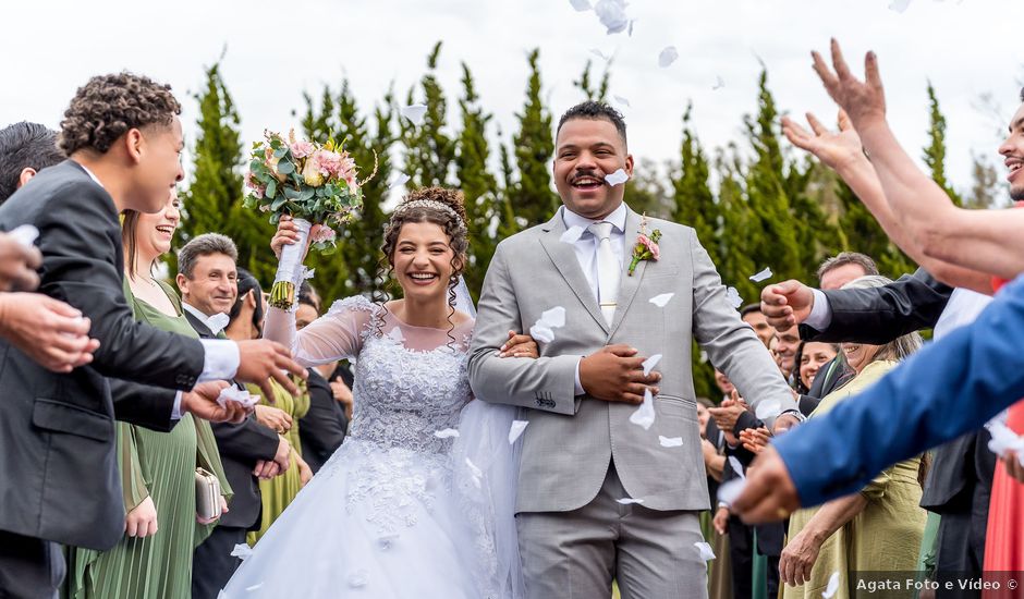 O casamento de Lucas e Victoria em Curitiba, Paraná
