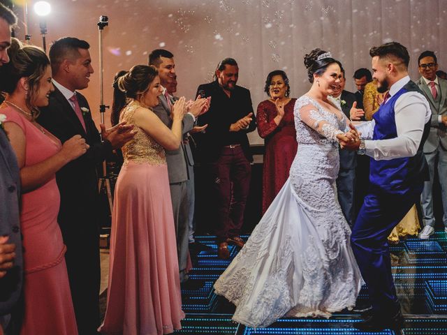 O casamento de Milton e Viviane em Campo Grande, Mato Grosso do Sul 27