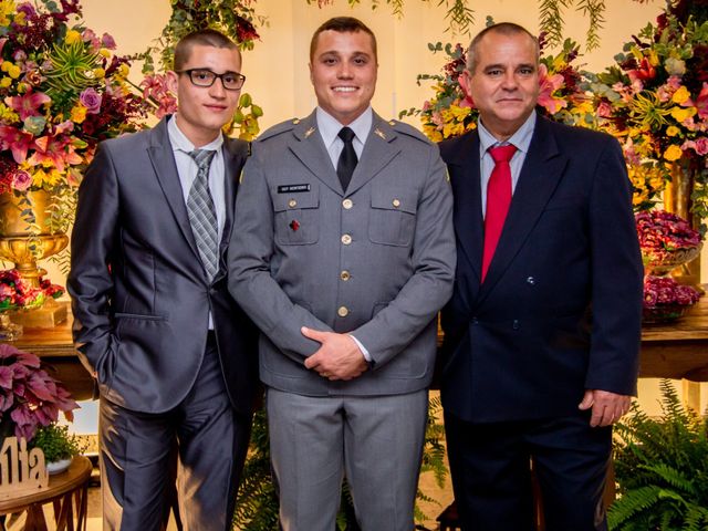 O casamento de Gustavo e Denise em Brasília, Distrito Federal 27