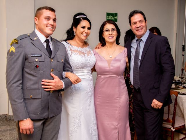 O casamento de Gustavo e Denise em Brasília, Distrito Federal 33