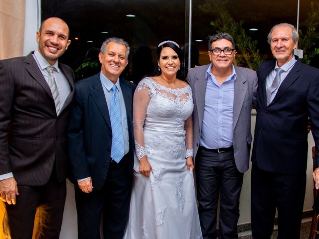 O casamento de Gustavo e Denise em Brasília, Distrito Federal 42