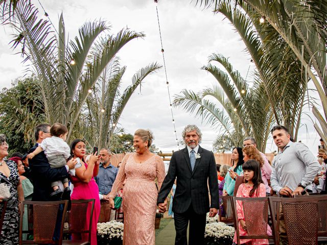 O casamento de Marcelo e Queren em Belo Horizonte, Minas Gerais 20