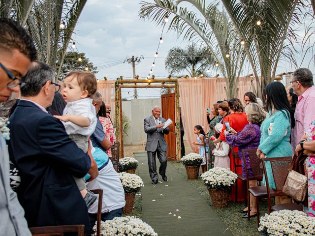 O casamento de Marcelo e Queren em Belo Horizonte, Minas Gerais 33