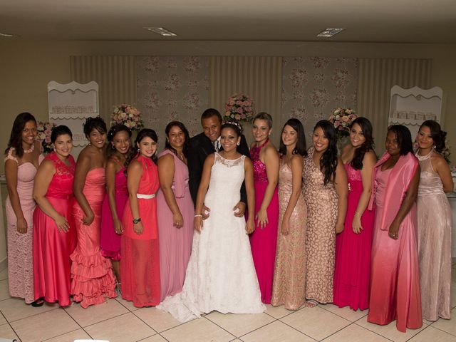 O casamento de Daniel e Letícia  em Araruama, Rio de Janeiro 30