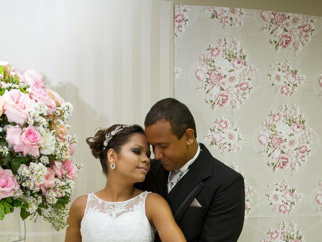 O casamento de Daniel e Letícia  em Araruama, Rio de Janeiro 36