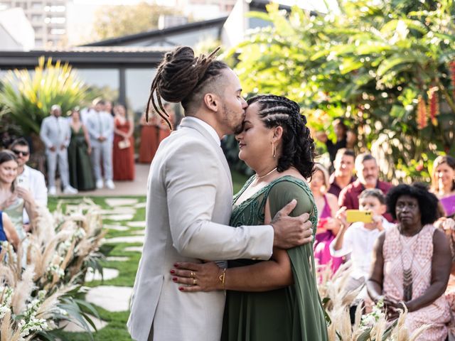 O casamento de Leonardo e Kathelyn em Santa Bárbara, Minas Gerais 39