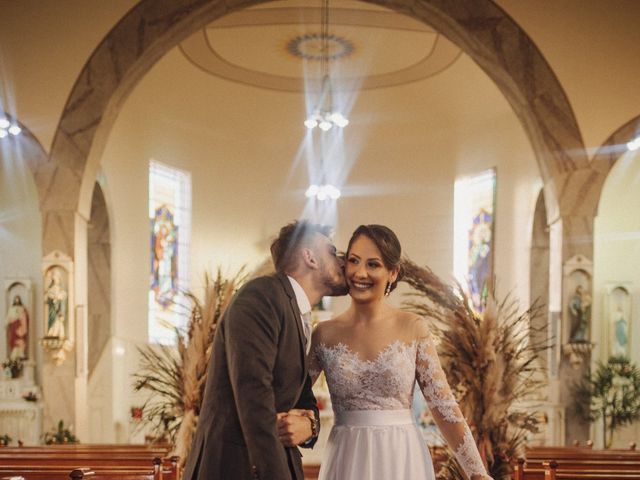 O casamento de Luan  e Bruna Maria em Lagoa Vermelha, Rio Grande do Sul 4