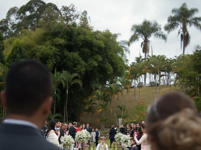 O casamento de Gabriel e Melina em Oliveira, Minas Gerais 14