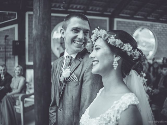 O casamento de Nicolas e Vanessa em Curitiba, Paraná 17