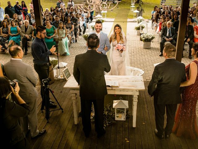 O casamento de Willian e Darissa em Gravataí, Rio Grande do Sul 32
