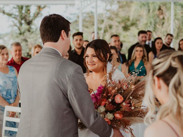 O casamento de André e Priscila em Florianópolis, Santa Catarina 23