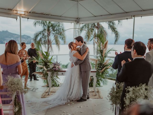 O casamento de André e Priscila em Florianópolis, Santa Catarina 27