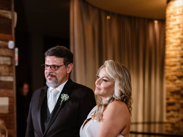 O casamento de LUIS e MICHELE em Curitiba, Paraná 73