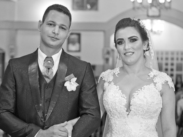 O casamento de Shelton Linquer Naiti Guimarães e Karolyne Camylla Costa Silva Guimarães em Divinópolis, Minas Gerais 4