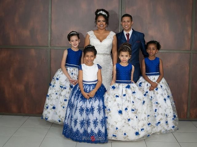 O casamento de Fabiano e Thays  em Belo Horizonte, Minas Gerais 15