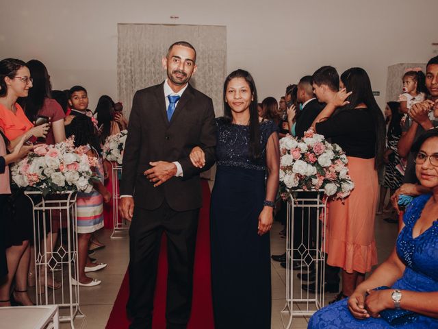 O casamento de Fhelipe e Jessica em São Vicente, São Paulo Estado 42