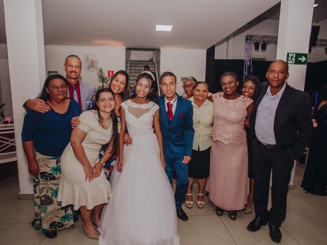 O casamento de Fhelipe e Jessica em São Vicente, São Paulo Estado 70