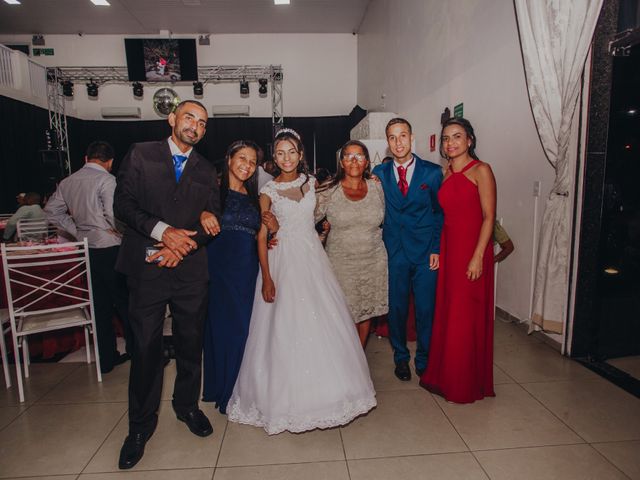 O casamento de Fhelipe e Jessica em São Vicente, São Paulo Estado 74