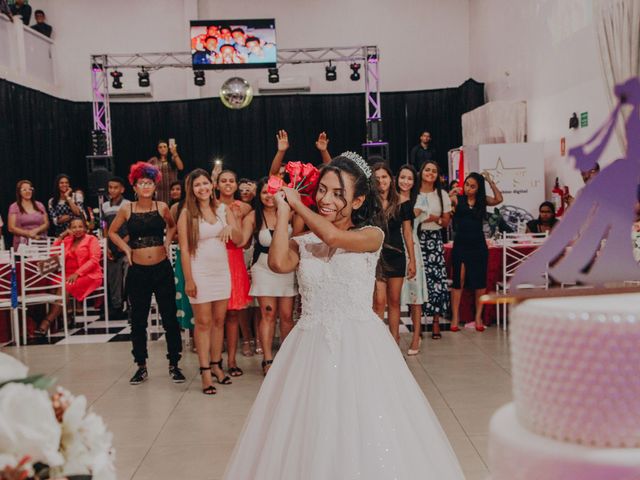 O casamento de Fhelipe e Jessica em São Vicente, São Paulo Estado 111