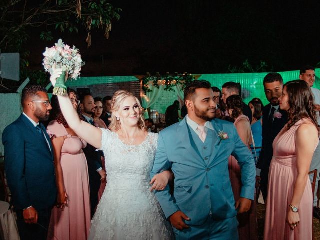 O casamento de Felipe e Dayanne em Esmeraldas, Minas Gerais 15